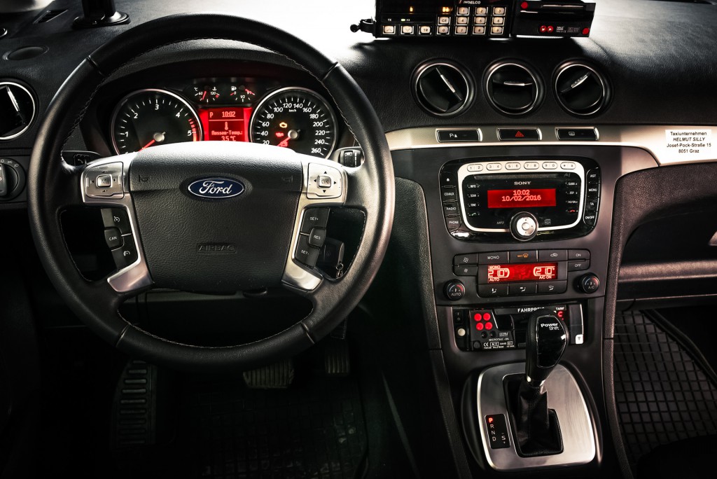 Ford Galaxy Innenraum Taxi 878